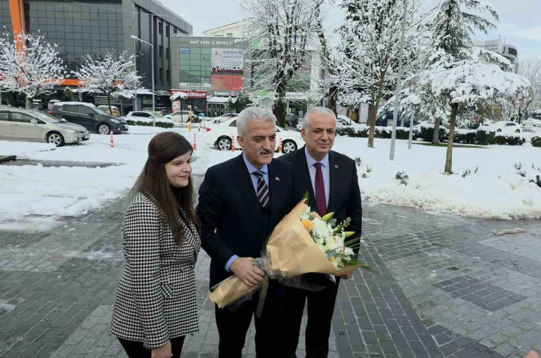 Düzce Valisi Mehmet Makas görevine başladı 