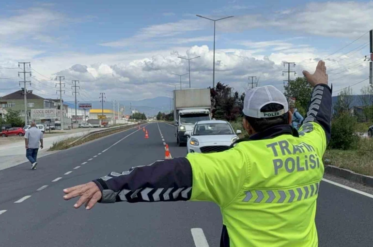 Düzce’de 31’i alkolden 177 araç trafikten men edildi 