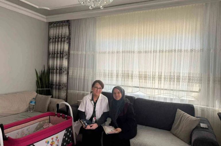 Düzce’de gebe ve lohusalara evde sağlık desteği