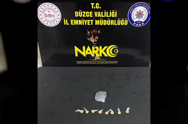 Düzce’de uyuşturucu taciri 1 şüpheli tutuklandı 