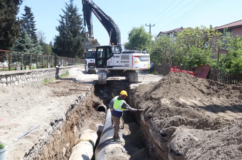 Düzce’nin 40 yıllık içme suyu şebekesi yenileniyor 