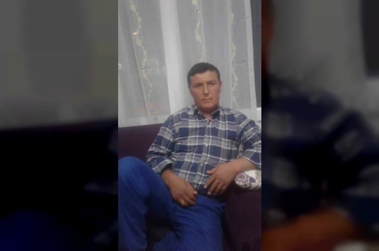 (Düzeltme) Tomrukların altında feci şekilde can verdi