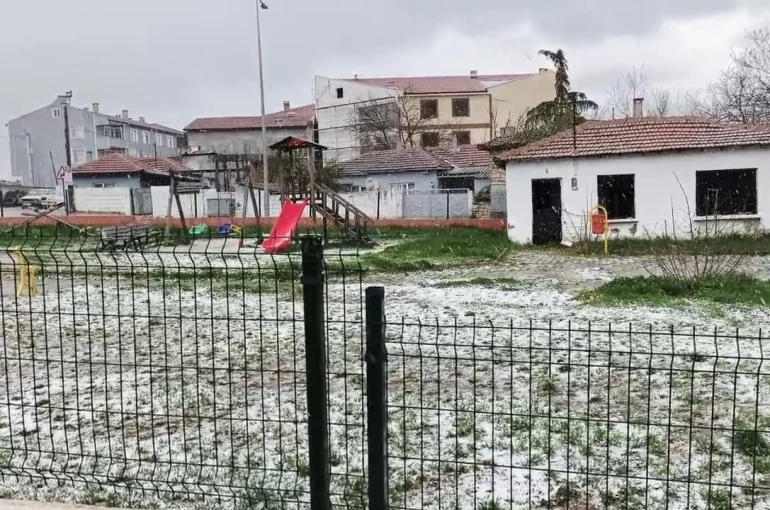 Edirne’de dolu yağışı