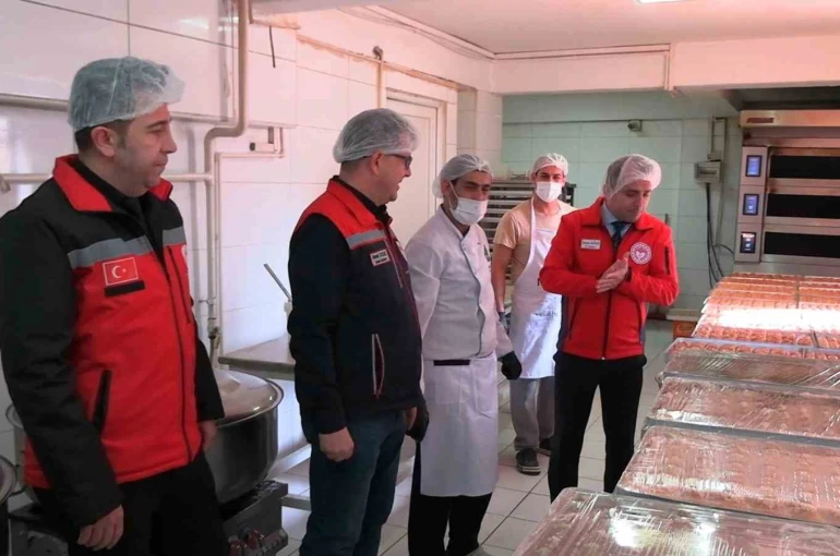 Edirne’de ekipler güvenilir gıda için sahadalar 