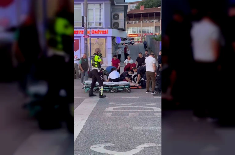 Edirne’de iki motosikletin çarpıştığı kazada 2 genç kız yaralandı 
