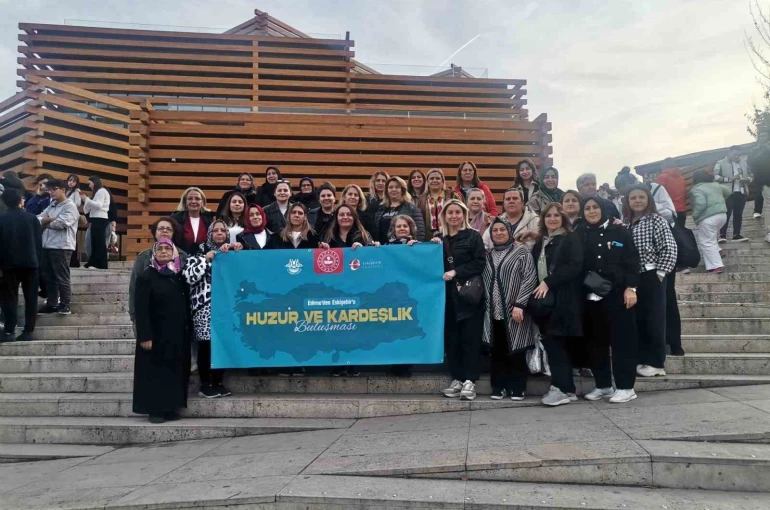 Edirne’den gelen şehit ve Gazi aileleri Eskişehir’de ağırlandı 
