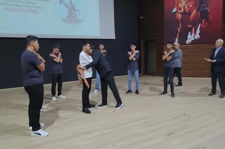 Edremit’te Ahilik Haftası kutlandı