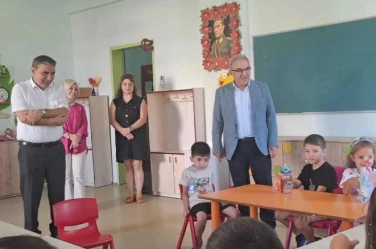 Edremit’te İlçe Milli Eğitim Müdürü Esmen’den okul ziyaretleri 