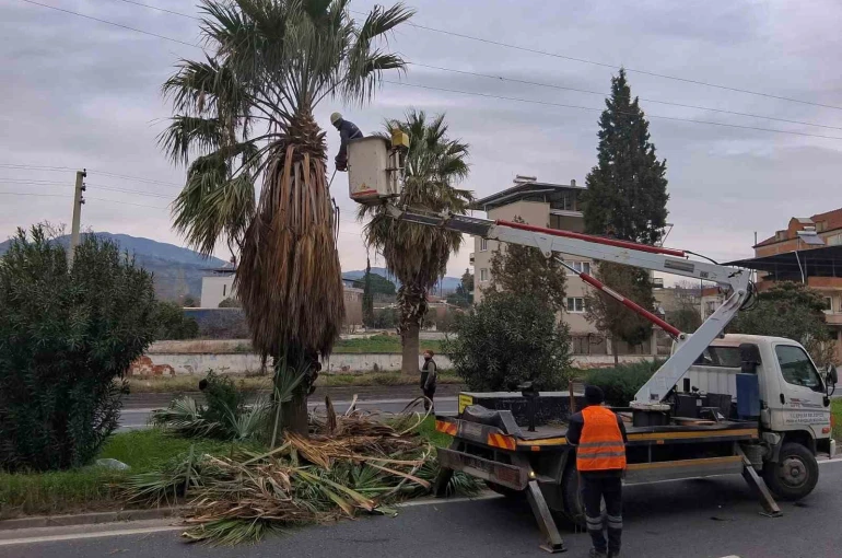 Efeler Belediyesi’nden Umurlu Karayolu’nda çalışma 