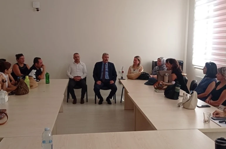 Efeler’de öğretmenlerle istişare toplantısı gerçekleştirildi 