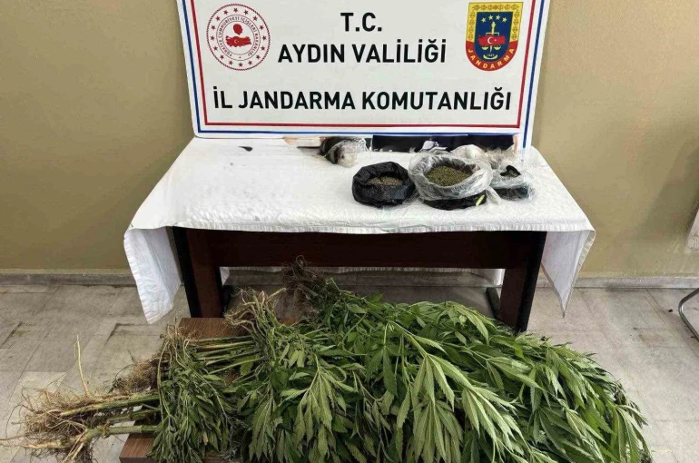 Efeler’de uyuşturucu operasyonu 