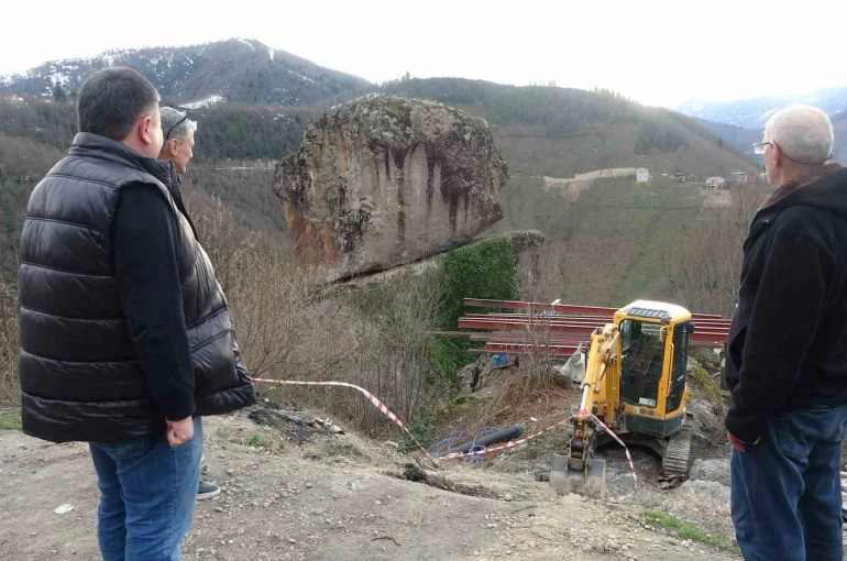 Efsaneyi duyan geliyor, Gelin Kayası turizme kazandırılıyor