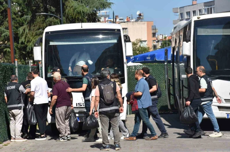 Ege Üniversitesi’ndeki yolsuzluk operasyonunda 41 şüpheli adliyede 