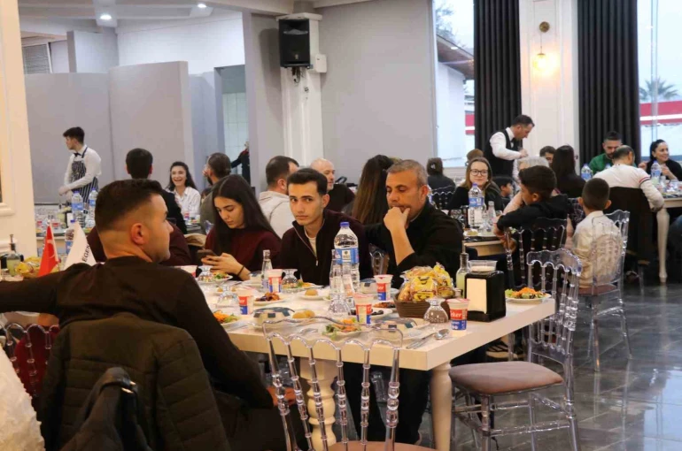 Egekent Hastanesi ailesi iftar sofrasında buluştu 