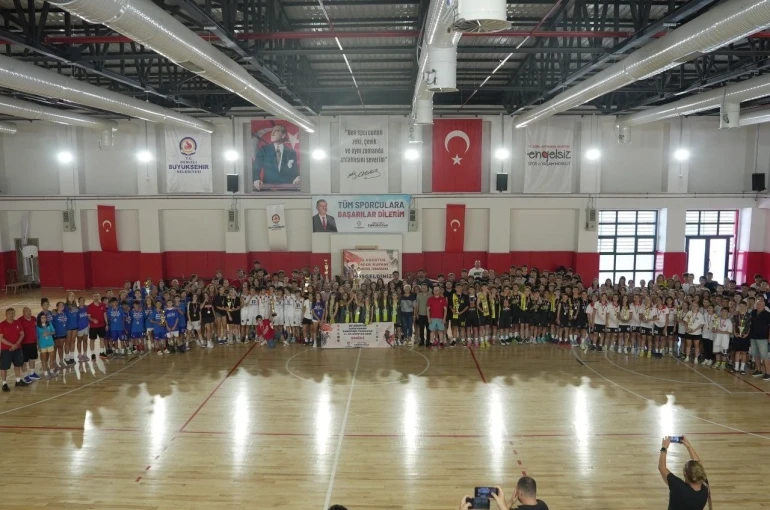 Ege’nin genç sporcuları Denizli’de buluştu