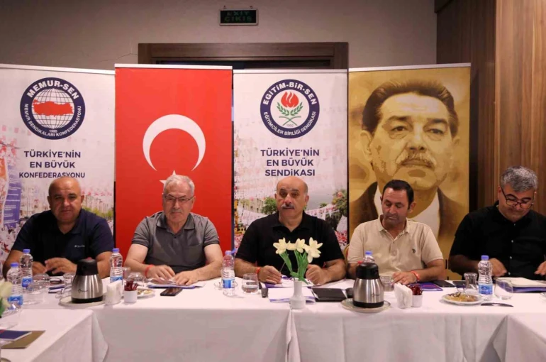 Eğitim-Bir-Sen Adana Şubesi 12. kez yetkili sendika oldu 