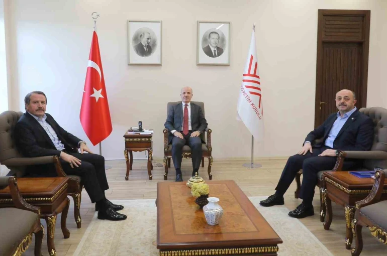 Eğitim-Bir-Sen’den YÖK’e akademik zam ve haklar için ziyaret