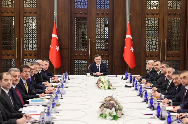 EKK: "Ülkemizin küresel transit ticaretteki konumunu güçlendirecek, enerji ve ticaret koridoruna dönüştürecek politikaları hayata geçirmeye devam edeceğiz" 