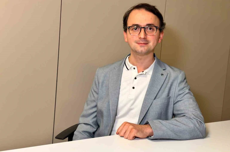 Ekran bağımlılığına karşı ’bağımlılık yapmayan telefon’ tavsiyesi 