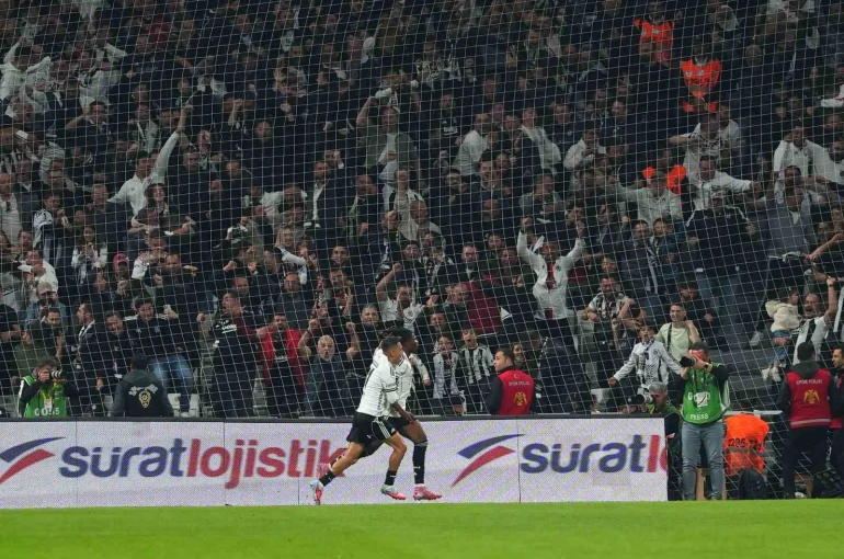 El Bilal Toure ilk Fenerbahçe derbisinde golünü attı 