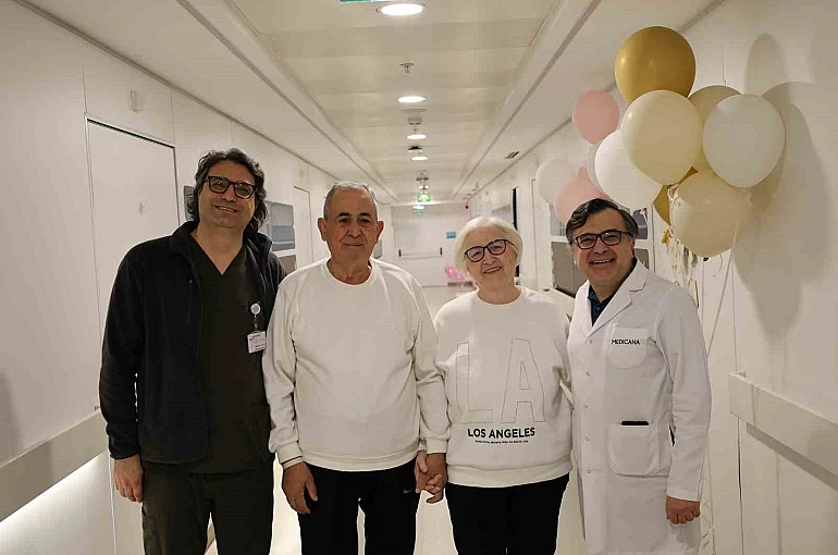 El ele gelip 24 saatte ayağa kalktılar 