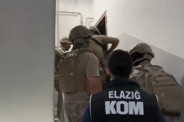 Elazığ merkezli 4 ilde ’Barbaroslar’ suç çetesine operasyon: 29 şüpheli yakalandı 