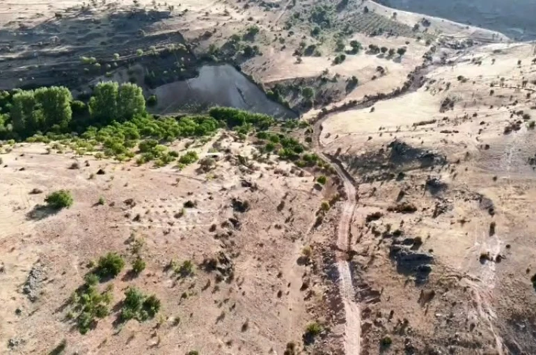 Elazığ Valisi devreye girdi: 40 yıllık yol sorunu çözüldü