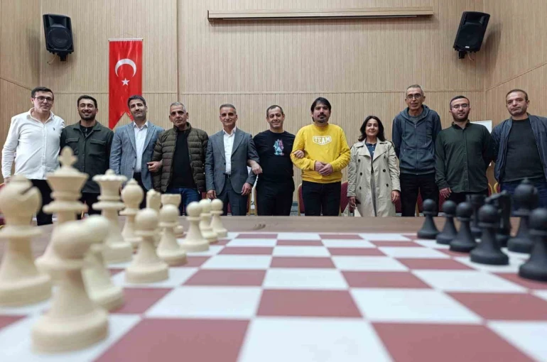 Elazığ’da düzenlenen satranç turnuvası sona erdi 