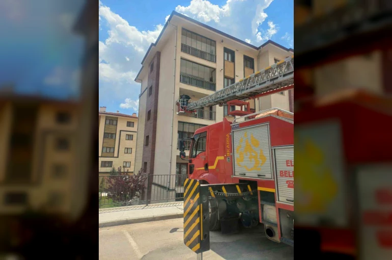 Elazığ’da haber alınmayan yaşlı kadın evinde ölü bulundu 