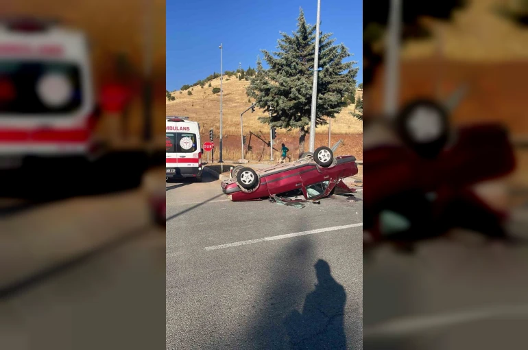 Elazığ’da kaza yapan Tofaş takla attı: 3’ü çocuk 7 yaralı