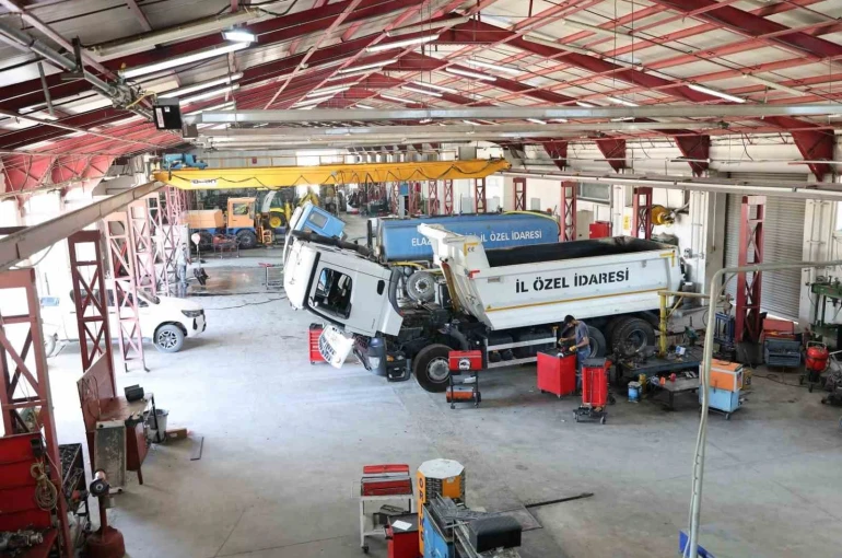Elazığ’da makina ikmal atölyelerinde yoğun yaz mesaisi 