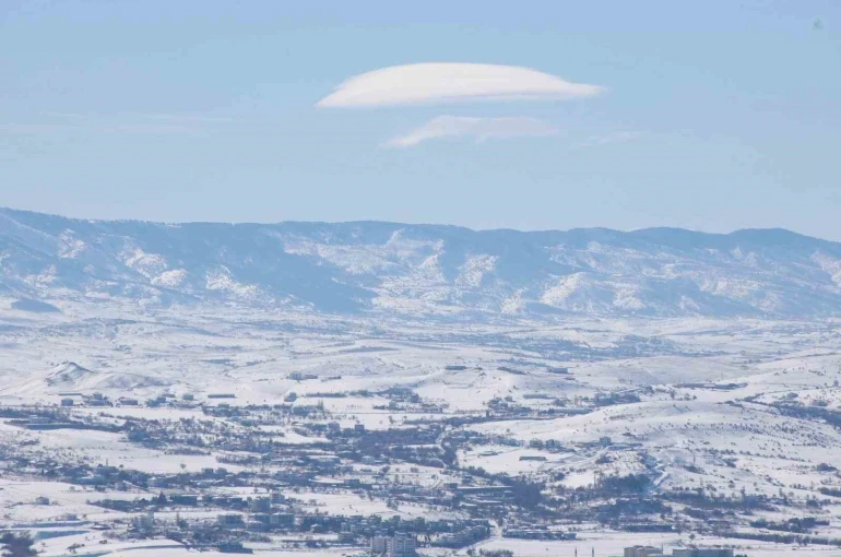 Elazığ’da mercek bulut şöleni 