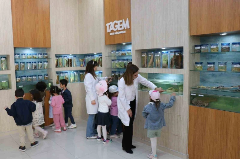 Elazığ’da minik öğrenciler Balık Müzesi’ni gezdi 
