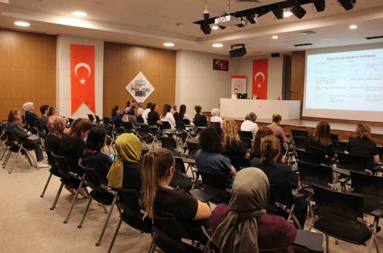 Elazığ’da sağlık çalışanlarına eğitim verildi