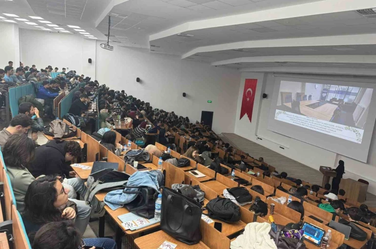 Elazığ’da tıp öğrencilerine kadına şiddetle mücadele eğitimi 