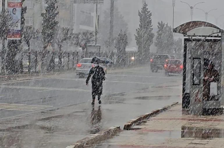 Elazığ’da yoğun kar yağışı