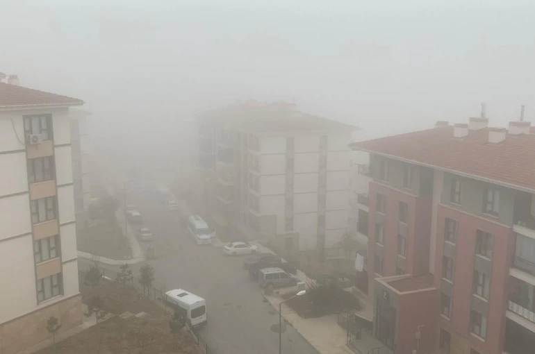 Elazığ’ın yüksek kesimlerde sis etkili oldu 