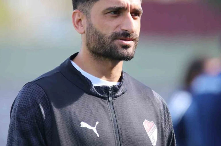 Elazığsporlu Maksut’un annesi hayatını kaybetti