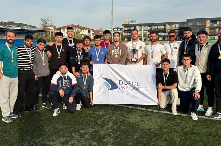 Eleme grubunu şampiyon olarak tamamladı