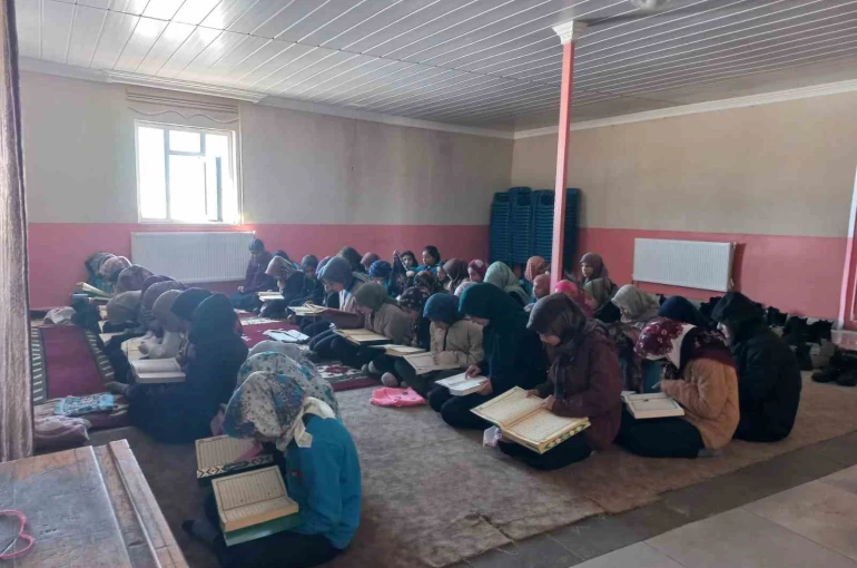 Emek Ortaokulu’nda Ramazan’ın manevi iklimi yaşatılıyor