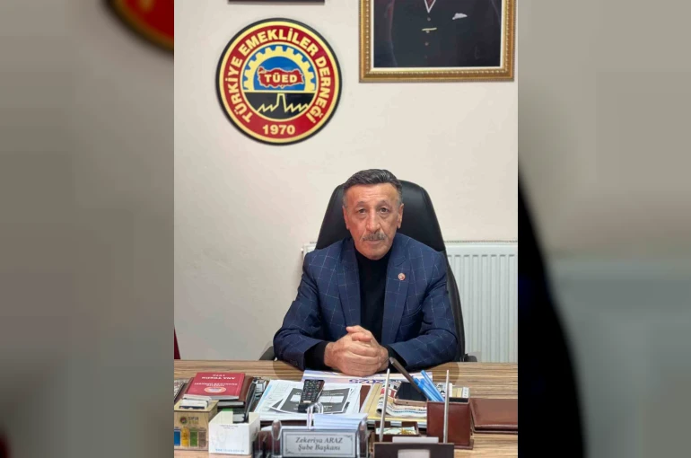 Emekliler intibak yasası istiyor 