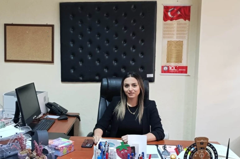Emet MYO müdür yardımcılığı görevine Dr. Zeliha Erol atandı 
