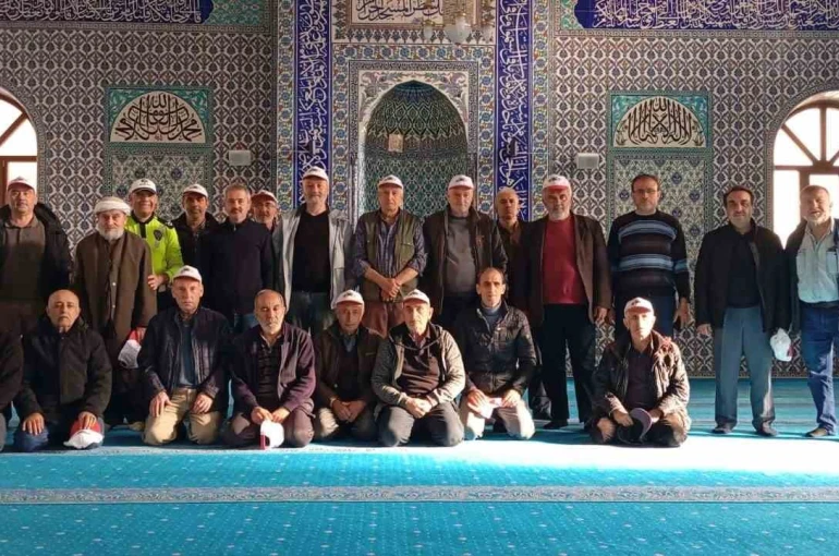 Emet’te cami cemaatine trafik eğitimi 