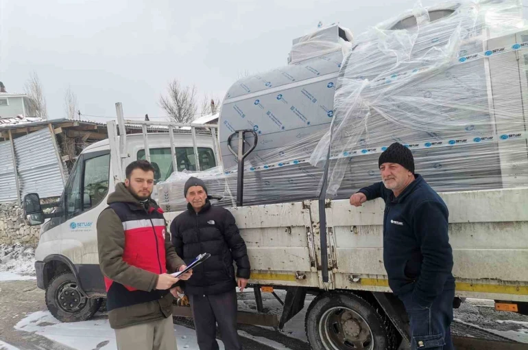 Emet’te Tarımsal Kalkınma Kooperatifine 3 bin litre kapasiteli süt soğutma tankı 