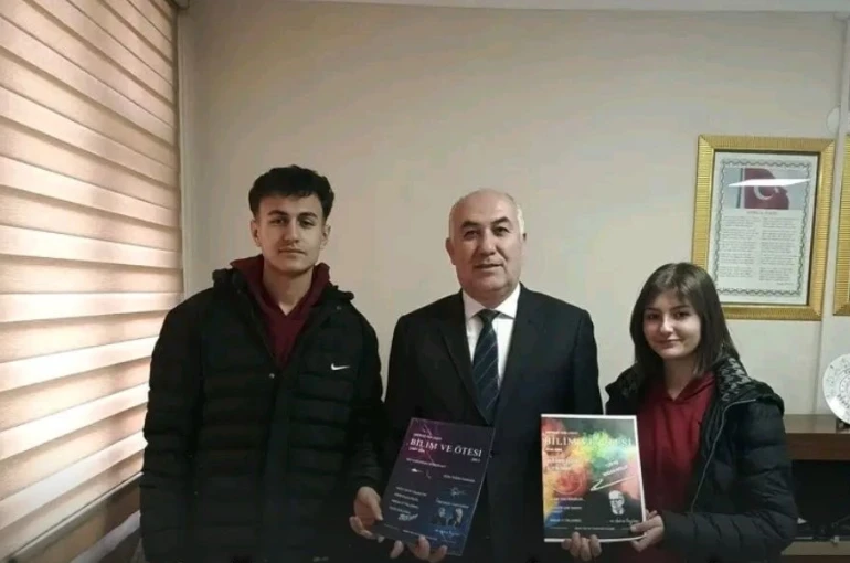 Emirdağ Fen Lisesi’nin ‘Bilim ve Ötesi’ dergisinin 2. sayısı yayımlandı 