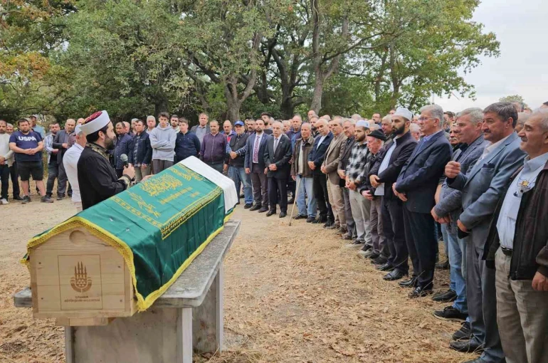 Enez’de av tüfeğiyle öldürülen şahıs köy mezarlığına defnedildi.