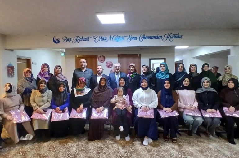 Engelleri aşarak Kuran-ı Kerim’i öğrendiler 