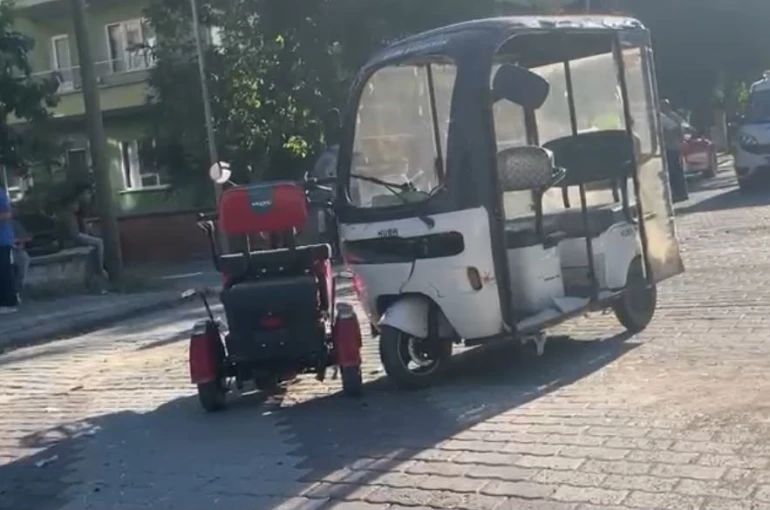 Engelli aracı ile elektrikli bisiklet çarpıştı, 1 yaralı 