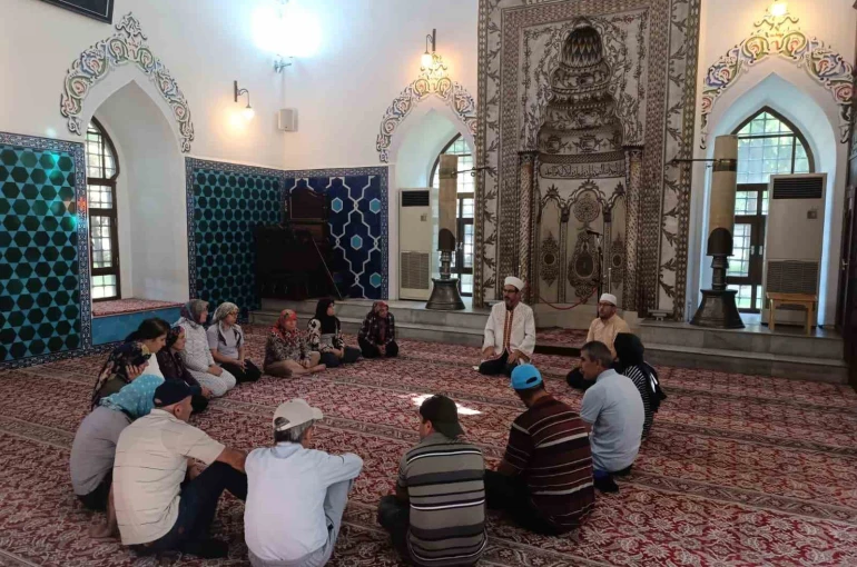 Engelli bireyler Muradiye Külliyesi’nde