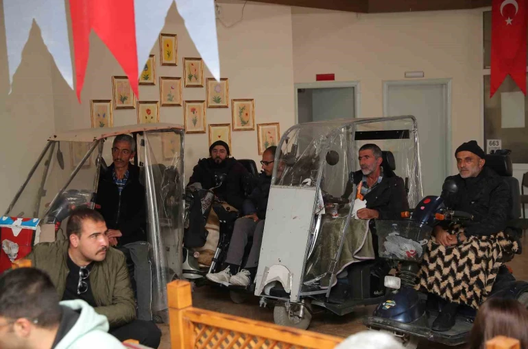 Engelli bireyleri kamuya kazandırmayı hedefleyen EKPSS kursu yeniden açıldı 